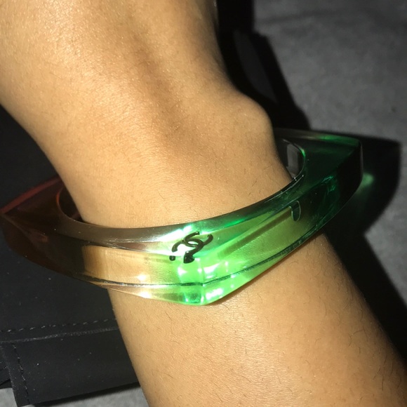 Chane bracelet - Picture 2 of 3